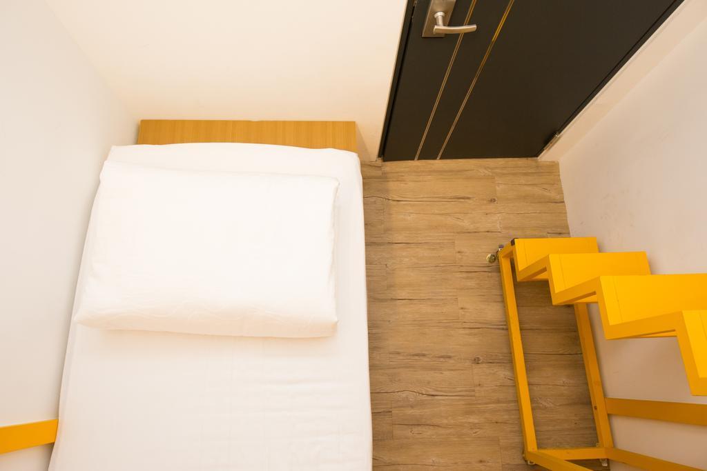 Sleepbox Hostel Taipei Exterior foto
